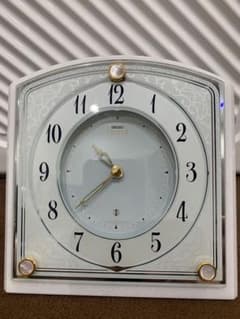 美品】SEIKO EMBLEM 置き時計 HW588W 白大理石 高級クォーツ - メルカリ