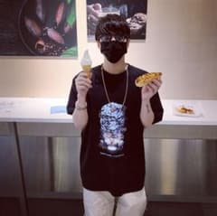 マイファスHiro着用 Tシャツのサムネイル
