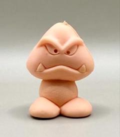 スーパーマリオ　ハネクリボー　クリボー　消しゴムフィギュア クリボー 任天堂 スーパーマリオ消しゴム 塩ビフィギュア - メルカリ