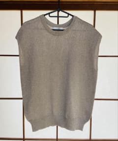 ラメニット ノースリーブ ベストのサムネイル