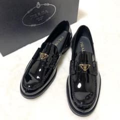 PRADA パテント ブラッシュドレザー ローファー 金ロゴ 黒 6 1/2