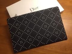 週末値下★Dior ポーチ 新品未使用 箱入のサムネイル