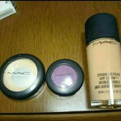 本日限定値下げ！MAC  スタジオフィックス　ベースのサムネイル