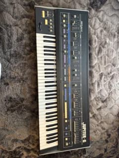 (最終価格)Roland JUPITER-6 アナログシンセサイザー(希少)のサムネイル