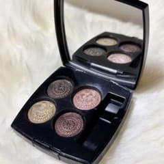 CHANEL レ キャトル オンブル 342 ルミエール エ オピュロンス - メルカリ