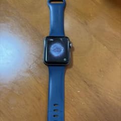 [再値下げ]Apple Watch Series 3 42mm 本体のサムネイル