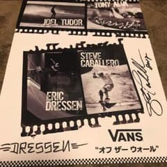 (値下げしました)サイン入りポスターのサムネイル