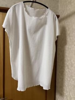 ホワイト フリルネック 半袖Tシャツのサムネイル