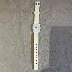 nixon 白シリコンバンド腕時計のサムネイル