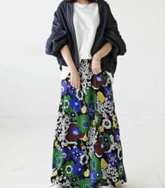 新品antiqua レトロ花柄スカートのサムネイル