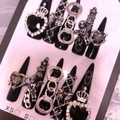 地雷系 サブカル系 量産型 ゴテゴテ ネイルチップ - メルカリ