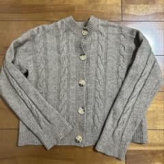 ［数回着用］INOLVE ニット　カーディガン　冬　ブラウンのサムネイル