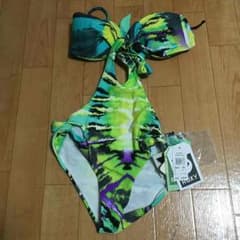ROXY 水着のサムネイル