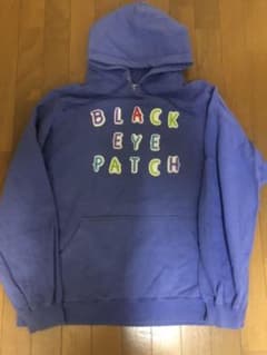 ブラックアイパッチ　パーカー　バックプリントのサムネイル