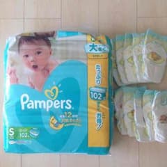 大容量！！パンパースSサイズ（テープ）おまけつき！のサムネイル