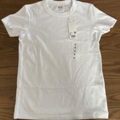 ユニクロ　クルーネックTシャツのサムネイル