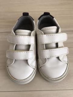 GAPスニーカーのサムネイル