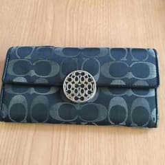 COACH 長財布のサムネイル