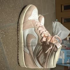 NIKE Air Jordan 1 High ウォッシュドピンクのサムネイル