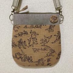 ドロップ型　サコッシュ　鳥獣戯画　茶のサムネイル