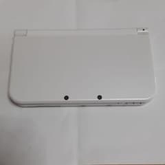 ニンテンドー3DS LL ホワイトのサムネイル