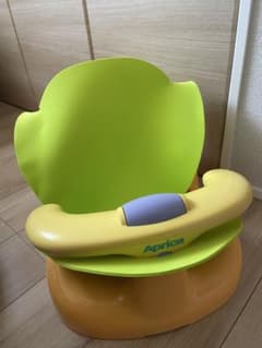 Aprica ベビーバスチェア 緑とオレンジのサムネイル