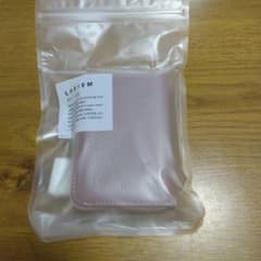 LASIEM ピンク レザー 二つ折り財布のサムネイル
