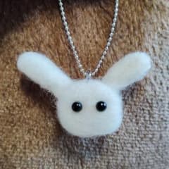 うさぎ 羊毛フェルト ハンドメイド キーホルダー ボールチェーン 兎