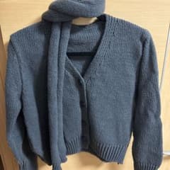 マフラー付き ニットカーディガン チャコールのサムネイル