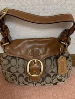 COACH コーチ ショルダーバッグのサムネイル