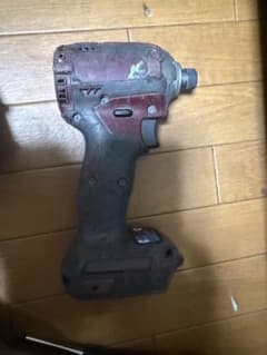 Makita TD171D 18V 電動インパクトドライバージャンク品のサムネイル