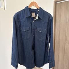 【新品】Levi's ウエスタンシャツ　濃紺のサムネイル
