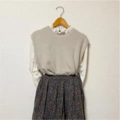 UNIQLO オーバーサイズルーネックベスト　ベージュ　Mのサムネイル