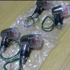 新品未使用品クリアウインカー1台分汎用！！のサムネイル