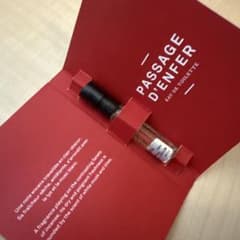 PASSAGE D'ENFER 1.5mL 香水のサムネイル