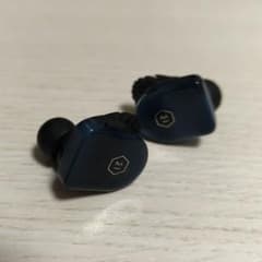 MASTER & DYNAMIC MW07 PLUS ブルー イヤホンのみのサムネイル