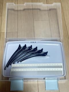 美容師国家試験 実技小物セット 消毒済表示道具皿 ダッカール コーム 透明ケースのサムネイル