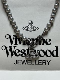 [Excellent Condition] Vivienne Westwood Light Gray Pearl Choker