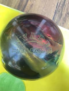 INVADER BLACK ボウリングボール ABS製13ポンド - メルカリ