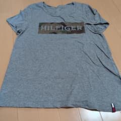 TOMMY HILFIGER カモフラロゴ Tシャツ グレー Mのサムネイル