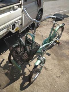 三輪自転車！2台のどちらか1台！彦根市〜。 三輪自転車！2台のどちらか1台！彦根市〜。 - メルカリ