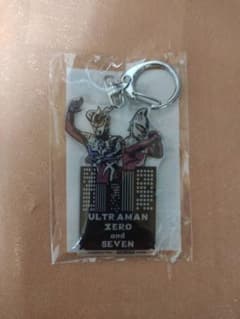 UNIQLO　ユニクロ　ウルトラマン　ノベルティ　キーホルダーのサムネイル