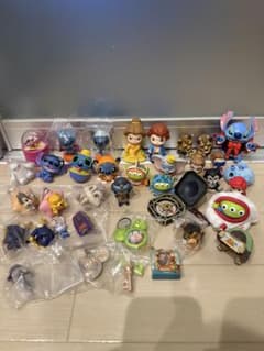 ディズニー フィギュア キーホルダー まとめ売り - メルカリ