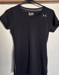 UNDER ARMOUR HEATGEAR Tシャツ ブラック M レディース
