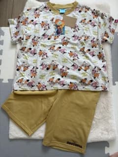 신품 태그 첨부 Disney 주트 피어 상하 세트 130cm