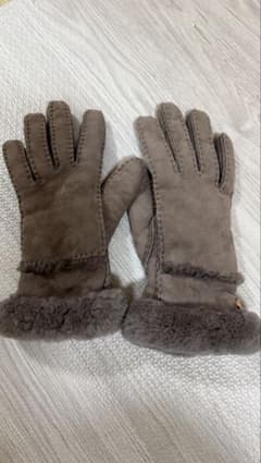 100％本物UGG手袋Sheepskin Seamedシームスキンシームド - メルカリ