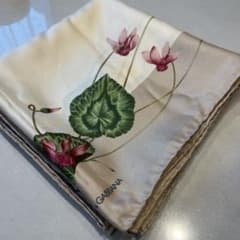 【未使用】DOLCE GABBANA スカーフ シルク86cm×86cmのサムネイル