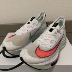 NIKE エアズームアルファフライ　ネクスト%のサムネイル