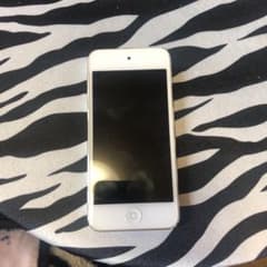iPod touch 代六世代 16GBのサムネイル