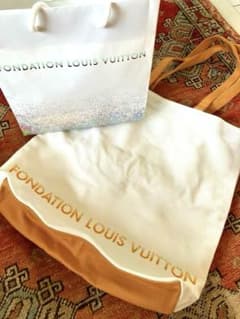 FONDATION LOUIS VUITTON トートバッグのサムネイル